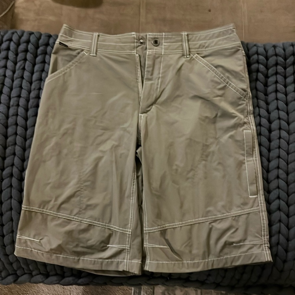 Men’s Kuhl shorts 34